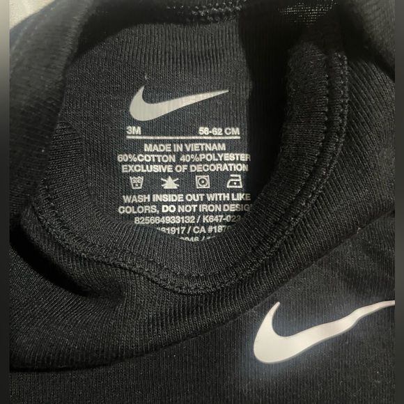 NIKE INFANT ONESIE - Picture 2 of 3